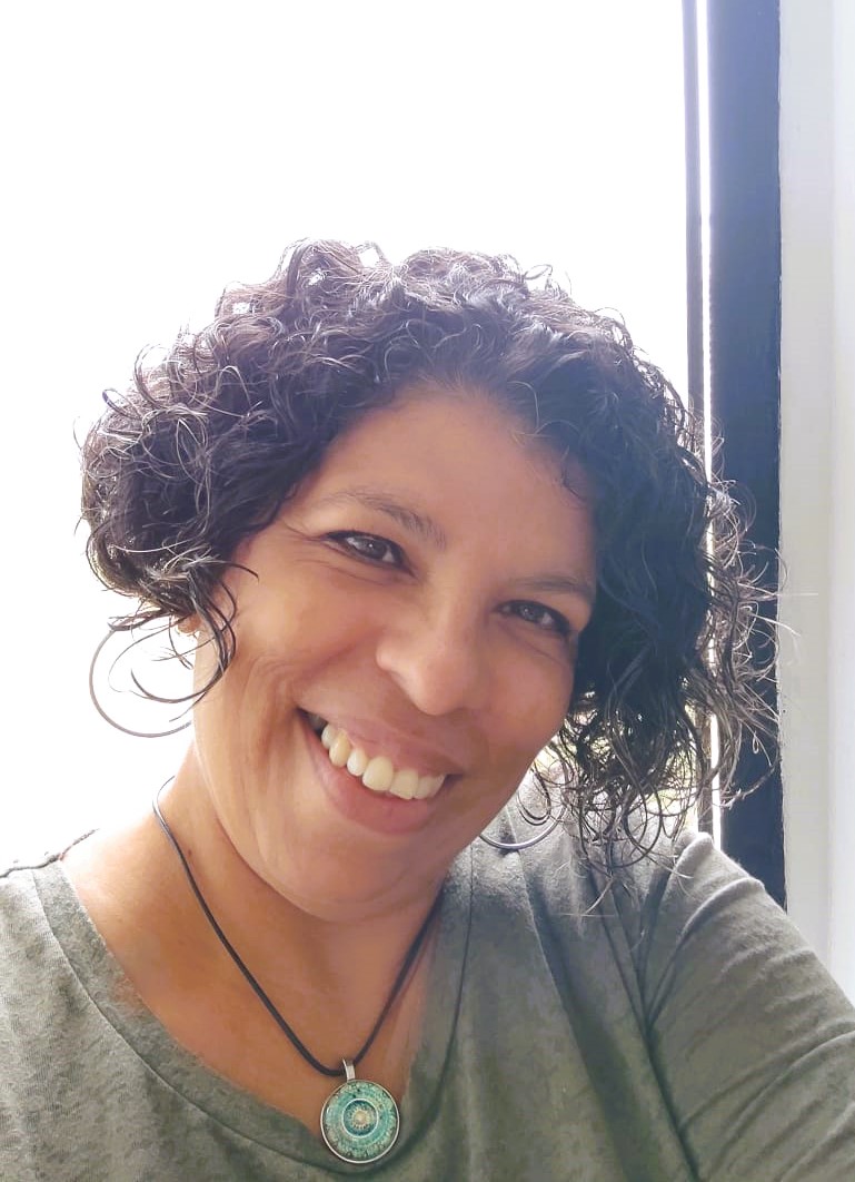 Jeanett Romero Zurita, terapeuta biointegral y fundadora de Fuego Alquímico